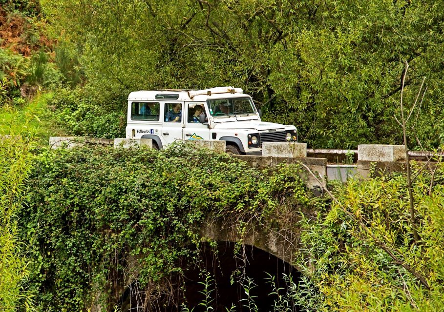 Madeira: Mini-Combo East Challenge: Jeep Safari + Levada - Booking Process