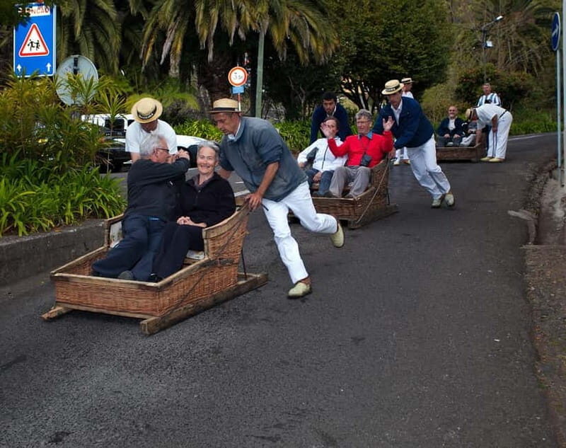 Madeira: Monte Toboggan + Old Town Tuk-Tuk Tour by MadTuk - The Experience in Detail