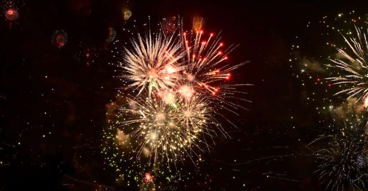 Madeira: New Years Eve Fireworks Catamaran Cruise - Included Amenities