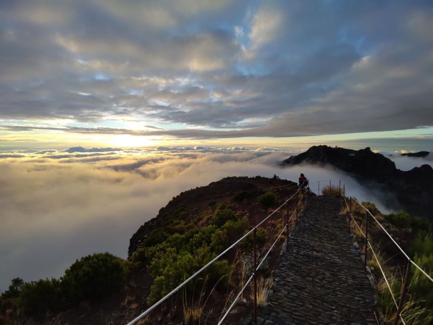 Madeira: Pico Ruivo Guided Sunrise Hike With Hotel Pickup - Booking and Reservations