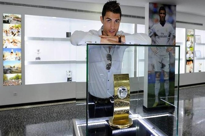 Madeira: Private Cristiano Ronaldo Tour With CR7 Museum - Pricing and Reviews
