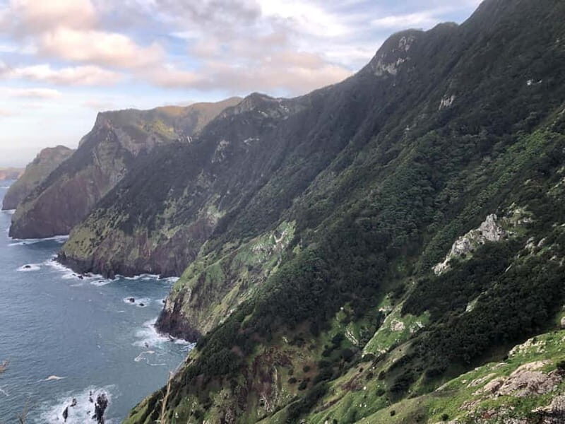 Madeira: Sunrise at Pico do Arieiro & Hike Larano trail - Hiking the PR1 Trail and the "Stairs of Heaven"