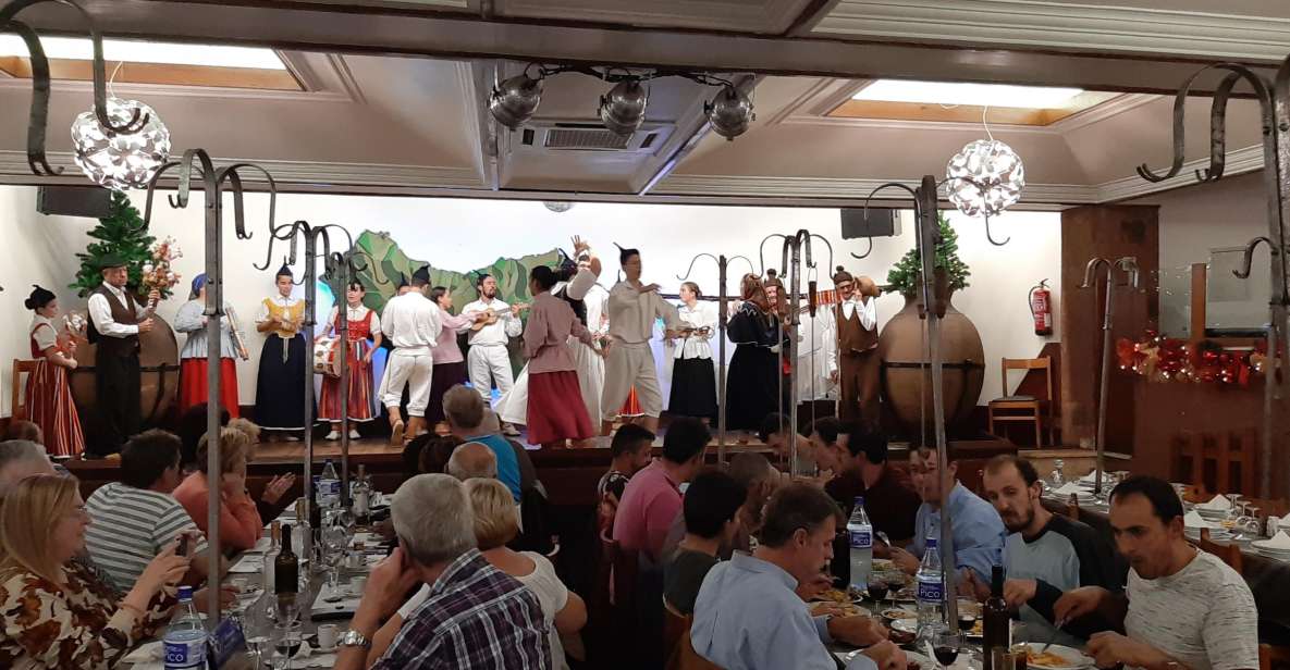 Madeira: Traditional Madeiran Dinner & Show - Included in the Experience