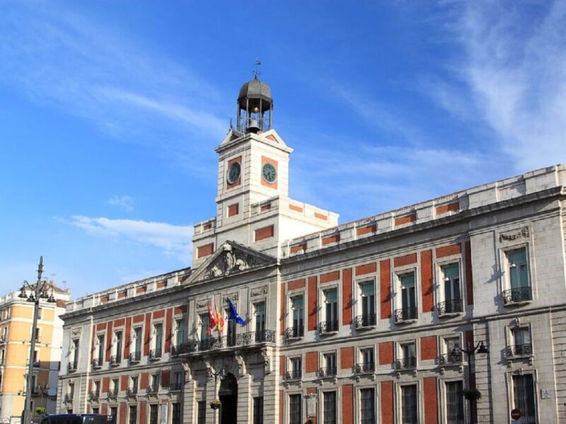 Madrid: 2-Hour City Highlights Guided Walking Tour - Tour Experience Highlights