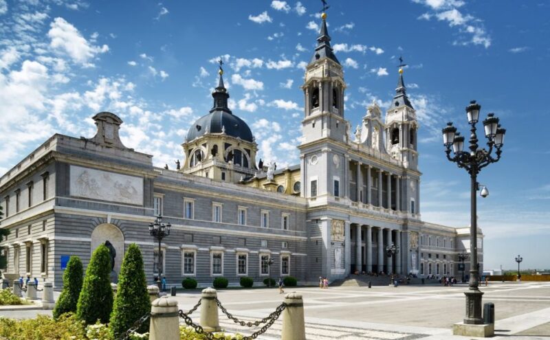 Madrid: 2-Hour City Highlights Guided Walking Tour - Customer Reviews