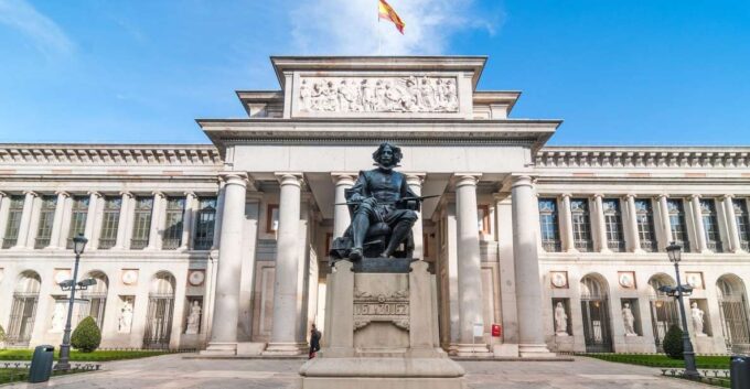 Madrid: 2-Hour City Highlights Guided Walking Tour - Meeting Point Options
