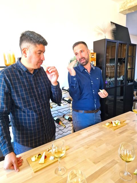 Madrid: Cheese Tasting With Wine Pairing. - Location and Accessibility