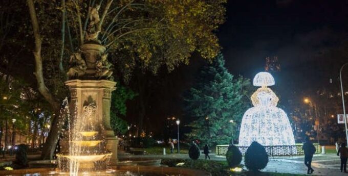 Madrid: City Highlights Tuk Tuk Tour - Sights and Attractions