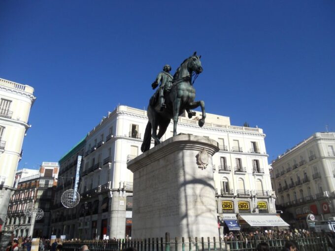 Madrid City Tour: Culture and History - Architectural Gems of the City