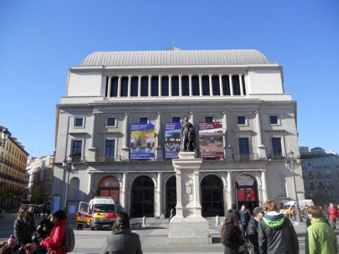 Madrid City Tour: Culture and History - Personalized Insights From Locals