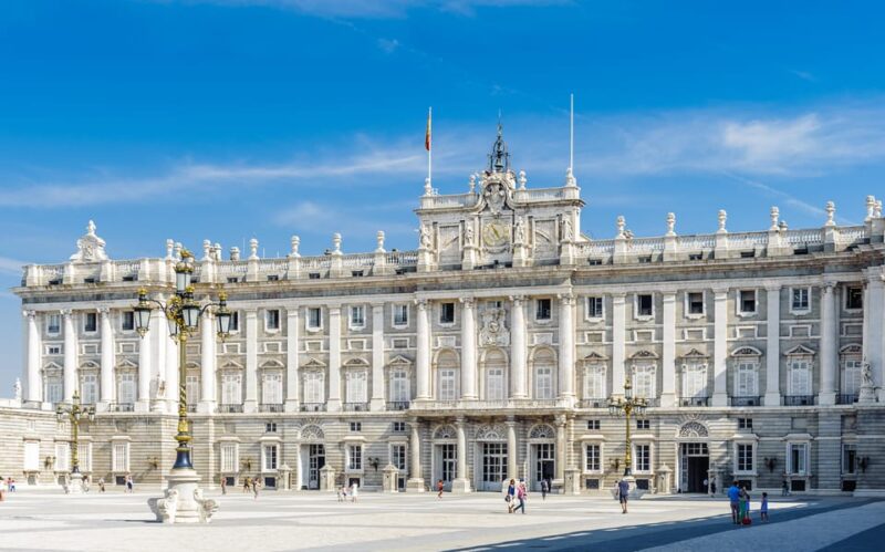 Madrid Contrasts Tour and Guided Tour of Toledo - Toledo Experience