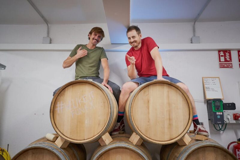 MADRID: CRAFT LOCAL BEER TOUR (Real Flavor of Madrid) - Guides Expertise and Background