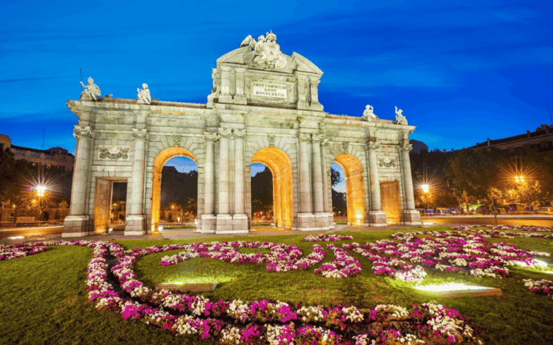 Madrid: Discover the Magic of This City by Tuk Tuk - Relishing Retiro Parks Tranquility