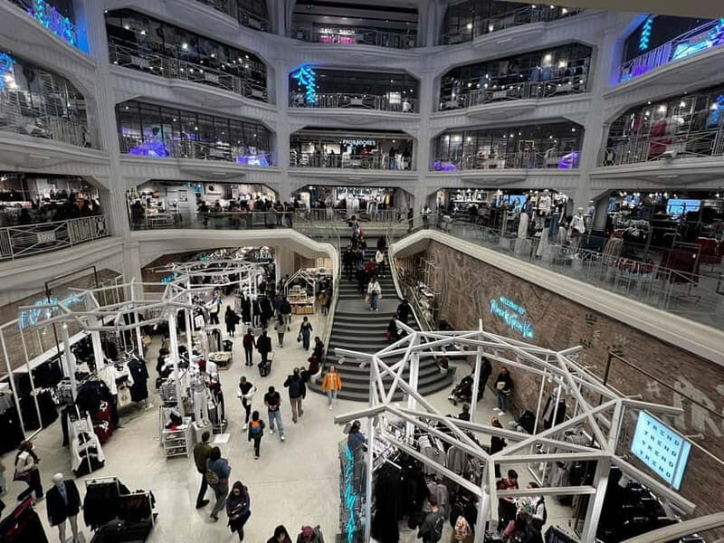 Madrid Downtown: Shopping Tour with Personal Shopper - An In-Depth Look at the Madrid Shopping Experience