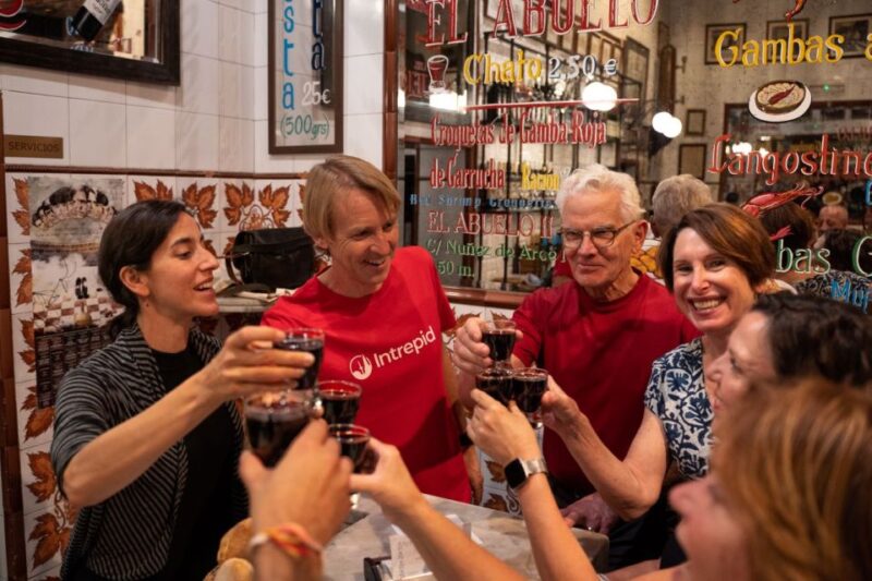 Madrid: Evening Tapas Tour With 5 Delicious Stops & Drinks - Discovering Plaza Mayor