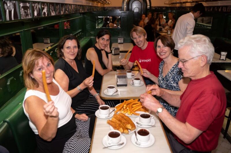 Madrid: Evening Tapas Tour With 5 Delicious Stops & Drinks - Tasting Delights in La Latina