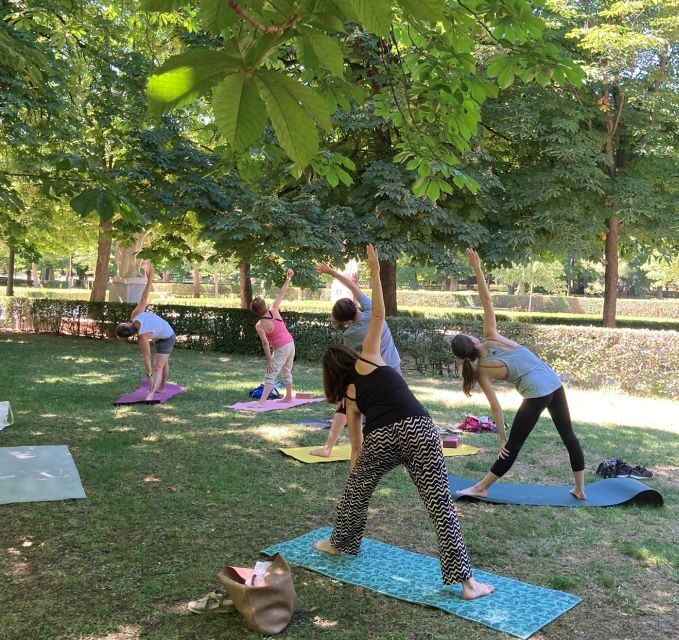 Madrid: Flow Yoga class in Retiro Park - FAQs