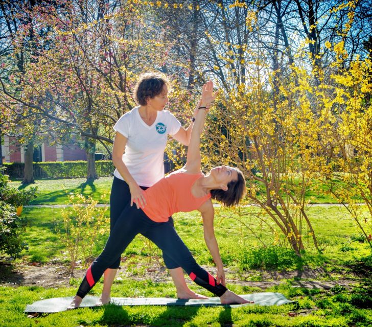 Madrid: Flow Yoga Class in Retiro Park - Good To Know