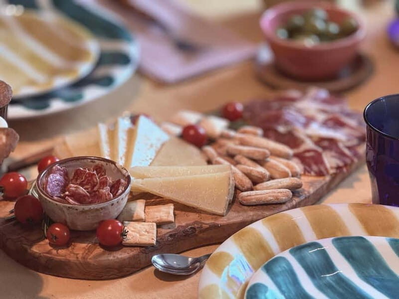 Madrid: Gourmet Spanish Brunch in Hidden Private Art Gallery - Summary