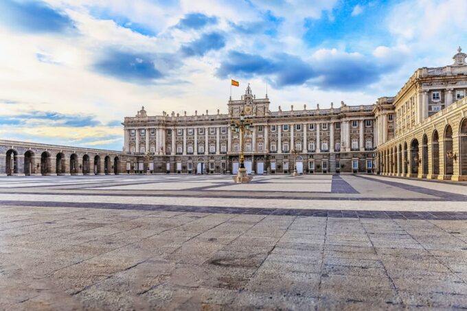 Madrid: Guided Tour of the Royal Palace With Fast Access - Frequently Asked Questions