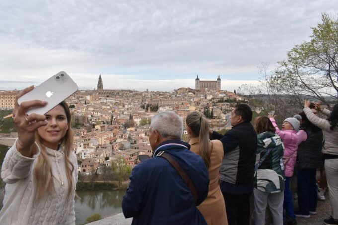 Madrid: Guided Tour to Toledo & Madrid Hop-On Hop-Off Bus - Customer Reviews and Recommendations