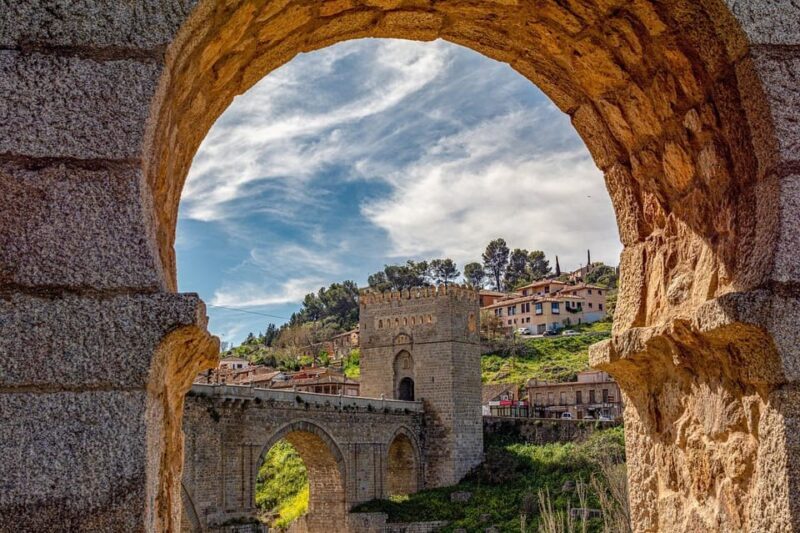 Madrid: Guided Tour to Toledo & Madrid Panoramic Bus - FAQs