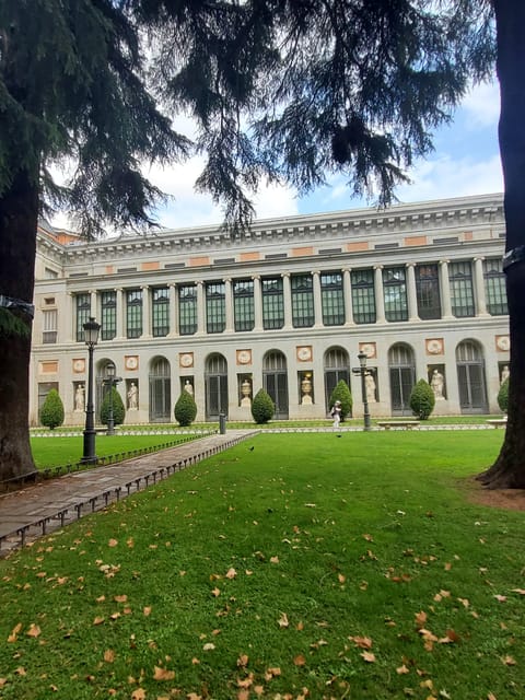 Madrid: Guided Visit to the Museo Del Prado With a Native Italian Tour Guide - Tour Inclusions