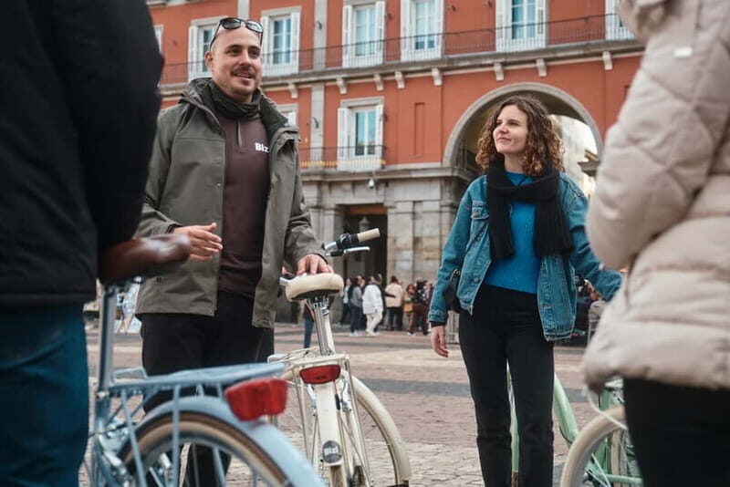 Madrid: Highlights Guided Vintage Bike Tour and Tapas Option - Who Is This Tour Perfect For?