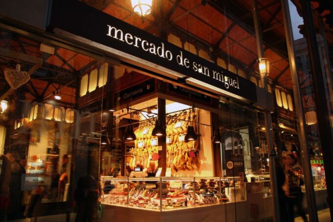 Madrid: Old Town Guided Walking Tour - Meeting Point and Finish