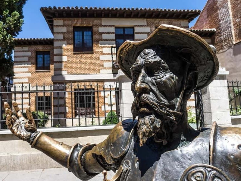 Madrid: Old Town, Poets District, and Royal Palace Tour - Authentic Experiences and Authenticity