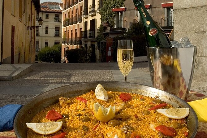 Madrid Old Town Tapas & Wine Small Group Tour - Meeting Point and Accessibility Details