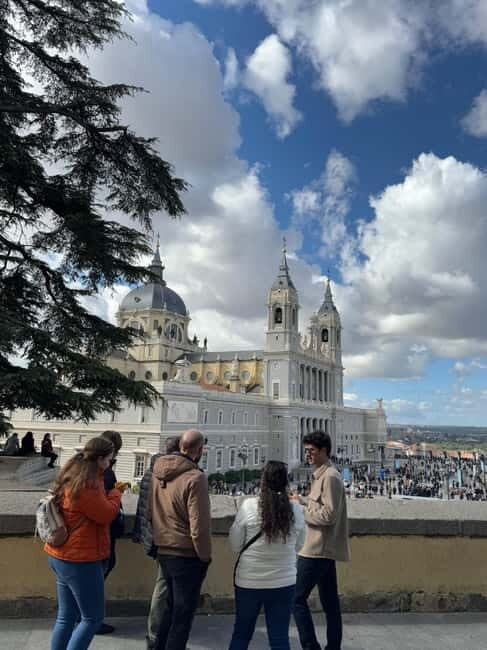 Madrid: Old Town Tour with Tapas Break - The Itinerary: A Closer Look at the Day’s Highlights