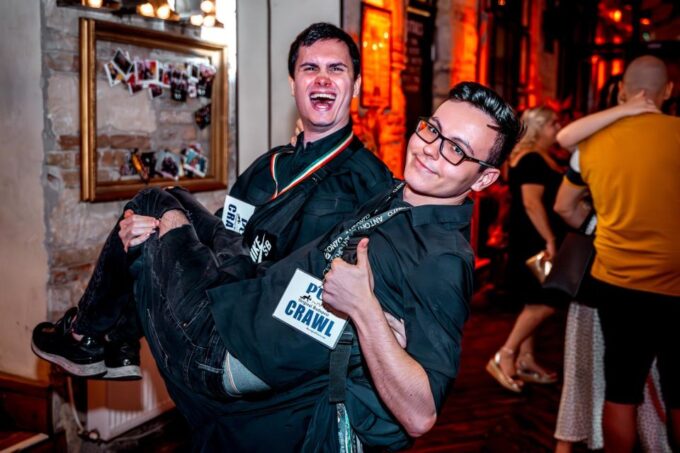 Madrid: Original Pub Crawl With VIP Club Entry - Responsible Drinking Encouraged