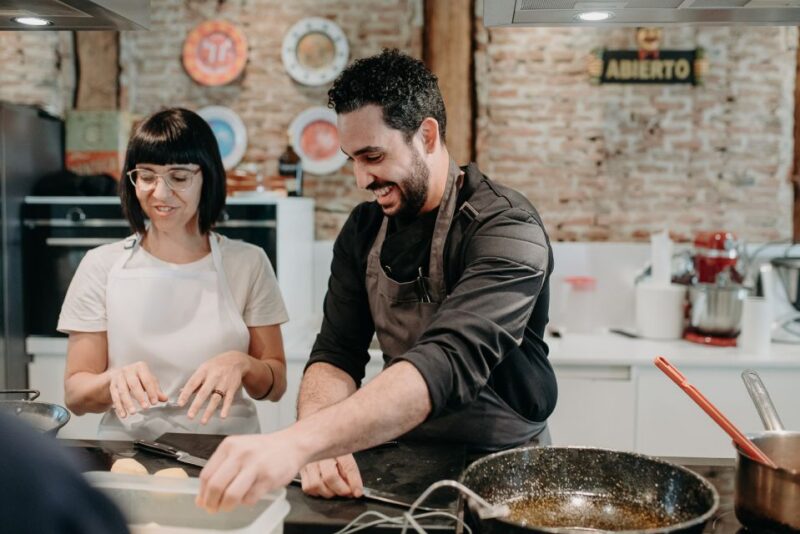 Madrid: Paella & Tapas Cooking Class and Market Visit - Tour Guide and Reviews