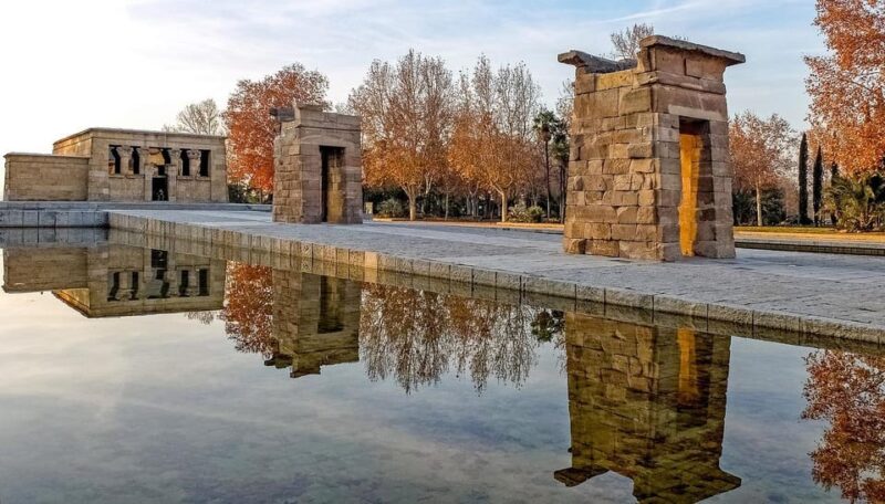 Madrid: Private 2-Hour City Highlights Tour With Local - Important Information