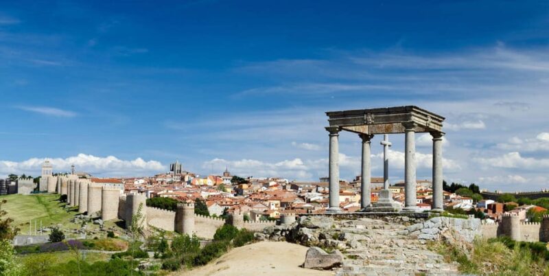 Madrid: Private Day Trip to Avila & Segovia - Visiting the Ávila Cathedral and Convent of Saint Teresa