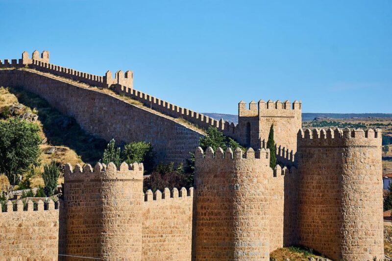 Madrid: Private Half-Day Trip to Ávila With Local Guide - Attractions and Architecture