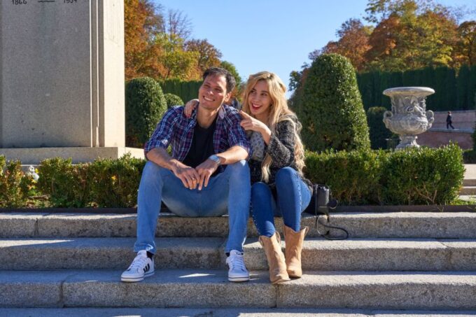 Madrid: Private Photoshoot at the Retiro Park - Frequently Asked Questions