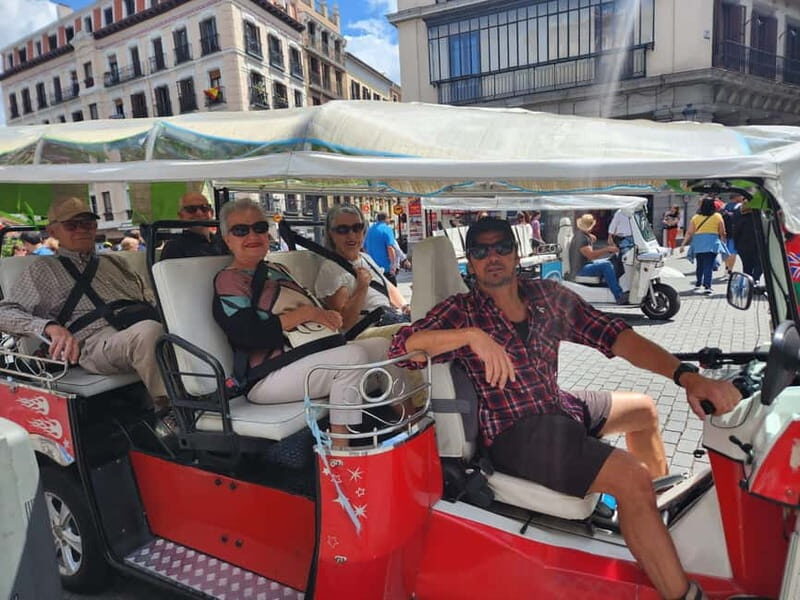 Madrid: Private Tuk Tuk Tour 1 hour - Key Points