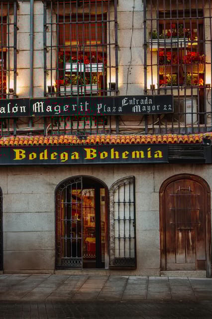 Madrid Retro Tour - 90 Min - Heart of the City and Also Modern Madrid. - Customer Reviews and Feedback
