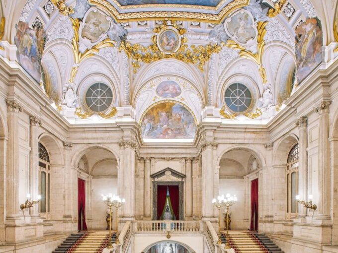 Madrid: Royal Palace Guided Tour With Entry Ticket - Availability and Scheduling