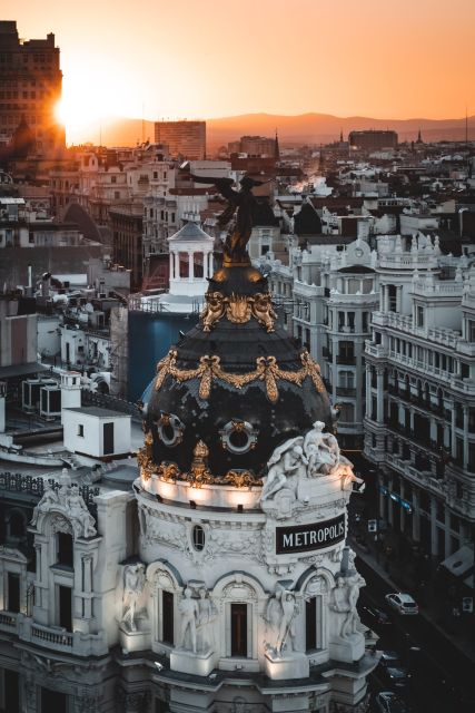 Madrid: Royal Palace, Old Town and Poets District Tour - Exploring Madrids Royal Palace