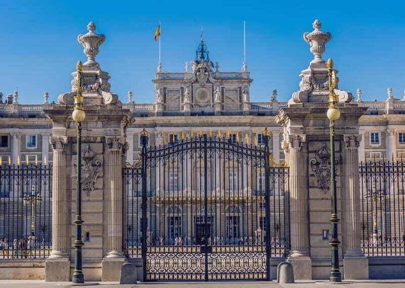 Madrid: Royal Palace Small Group Guided Tour & Wine Tasting - What We Loved About This Experience