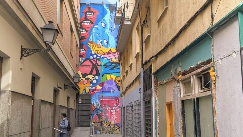 Madrid: Street-Art and Graffiti Self-Guided Tour - Key Points