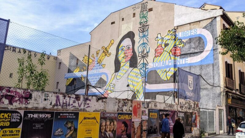 Madrid: Street-Art and Graffiti Self-Guided Tour - Tour Accessibility and Features