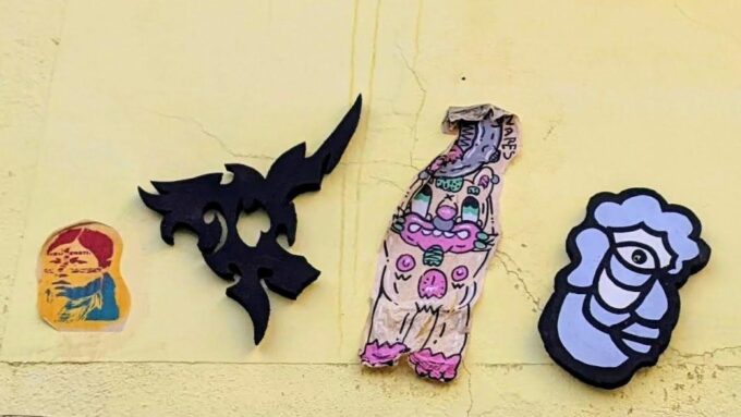 Madrid: Street-Art and Graffiti Self-Guided Tour - Discovering Vibrant Street Art