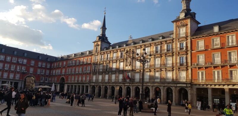 Madrid: Tapas & History Food Walking Tour - Historical Significance of Tapas