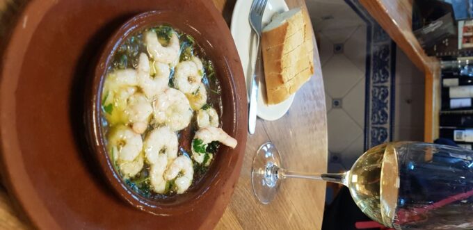 Madrid: Tapas & History Food Walking Tour - Discovering Local Wines