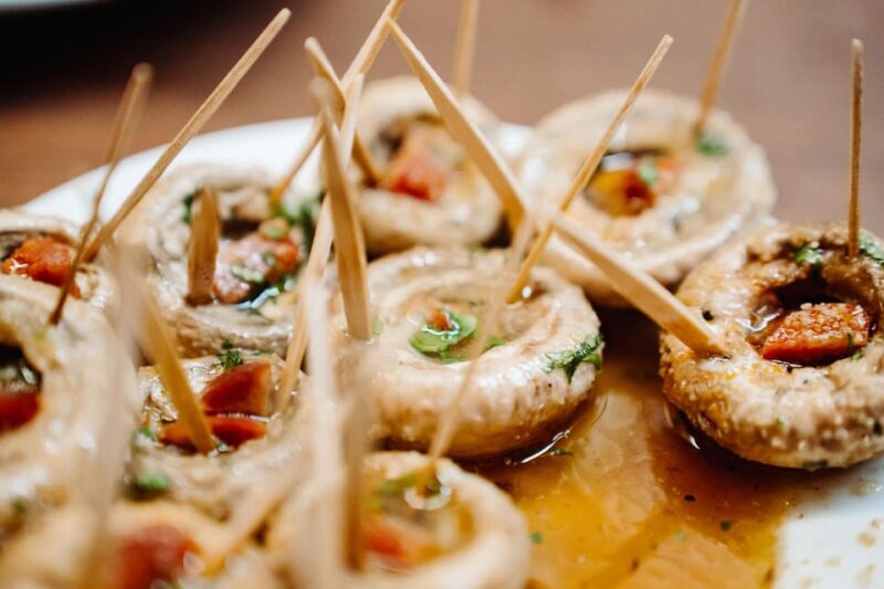 Madrid: Tapas, Taverns & History Tour - Key Points