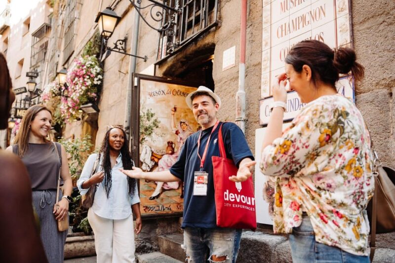 Madrid: Tapas, Taverns & History Tour - Tour Features